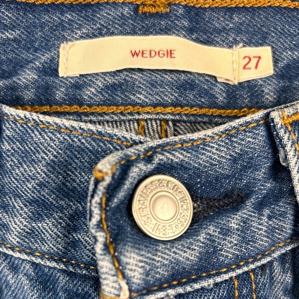 Levi’s Wedgie Icon Jeans 27 High Rise Distressed Straight Leg Denim - Picture 3 of 12
